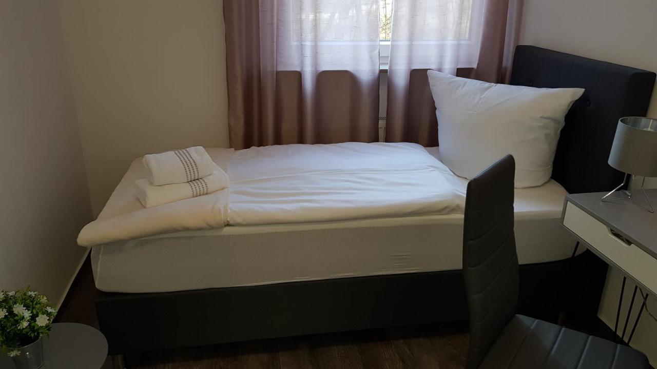 Hotel Schneider-Hof Bad Salzuflen Esterno foto