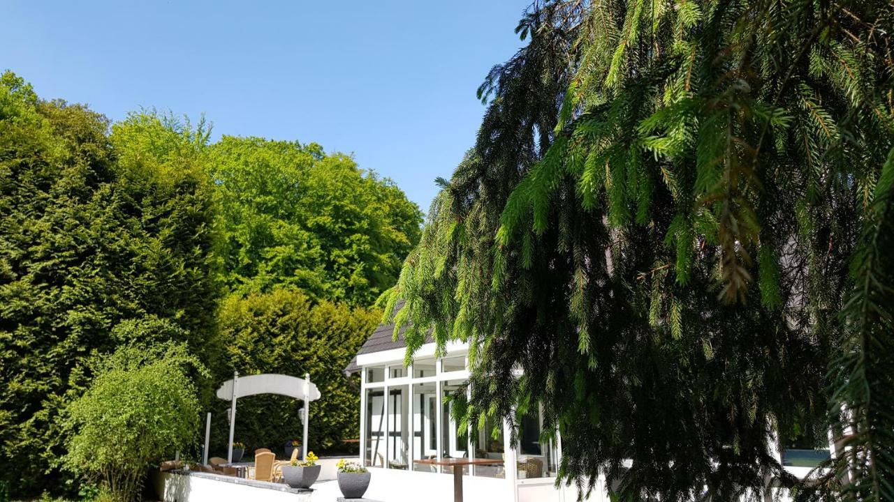 Hotel Schneider-Hof Bad Salzuflen Esterno foto